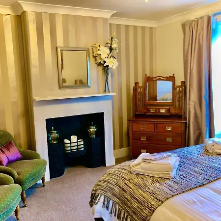 The Mirehouse - Georgian Rural Retreat بيت للعطل *