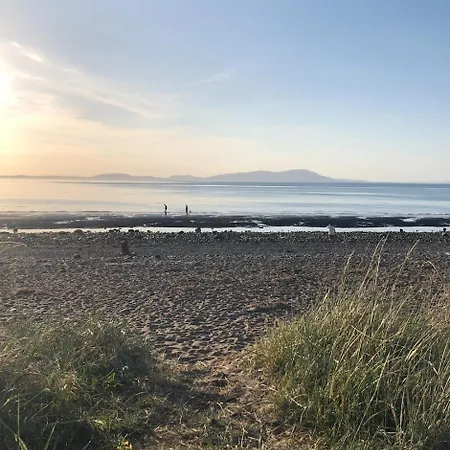 بيت للعطل The Mirehouse - Georgian Rural Retreat *