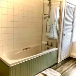 The Mirehouse - Georgian Rural Retreat