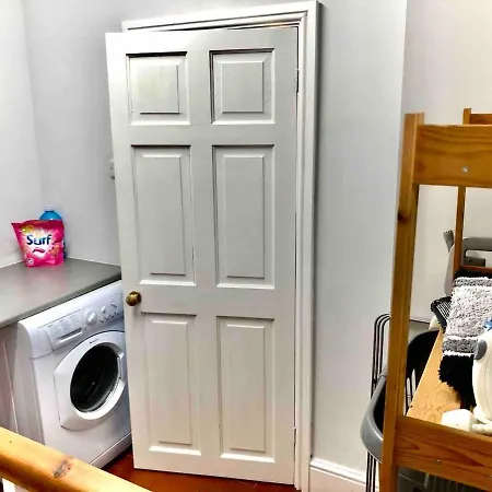 The Mirehouse - Georgian Rural Retreat