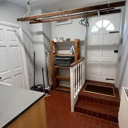 Dom wakacyjny The Mirehouse - Georgian Rural Retreat